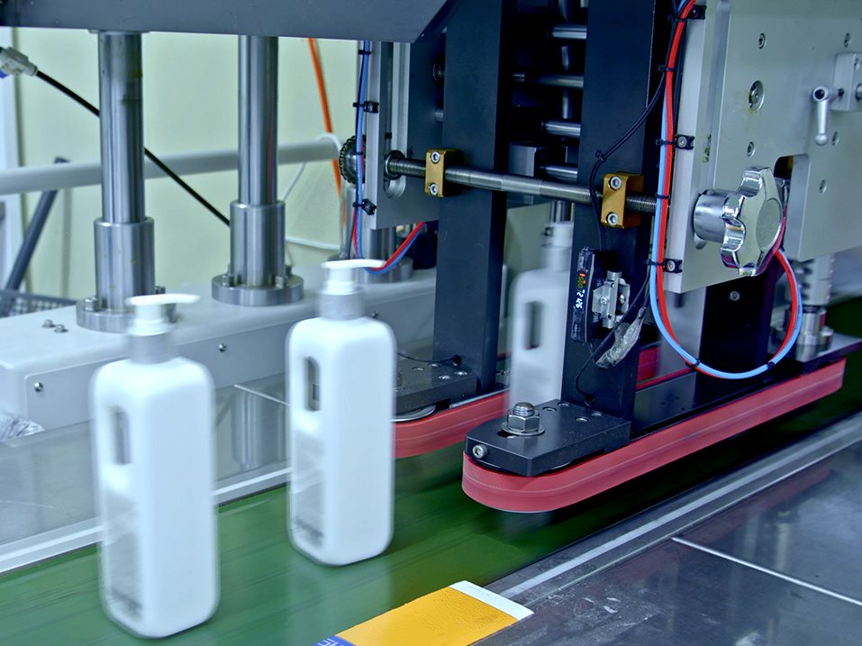 Pump bottles at the filling station